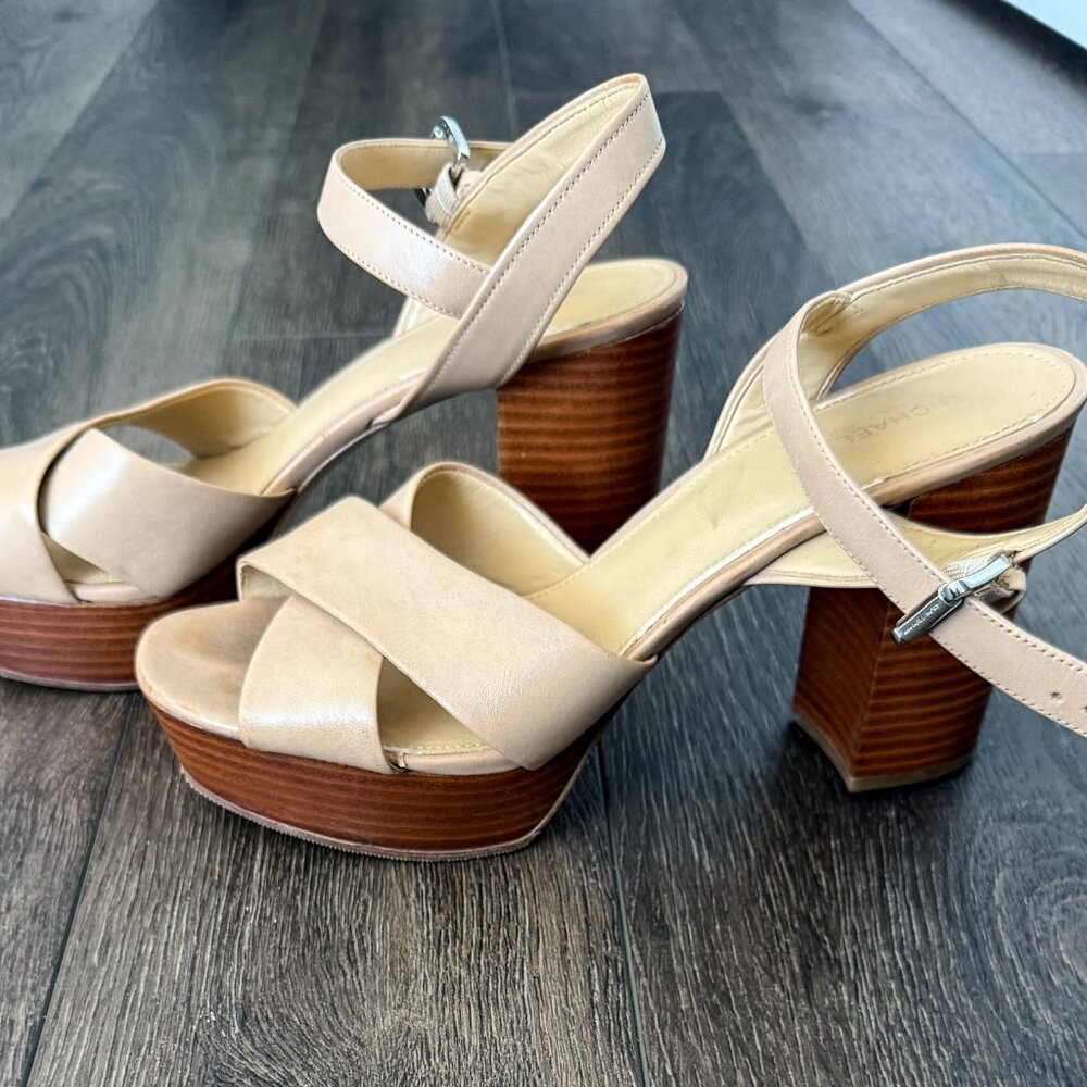 MICHAEL KORS Platform Heels - Leather - Cream - Size 9.5